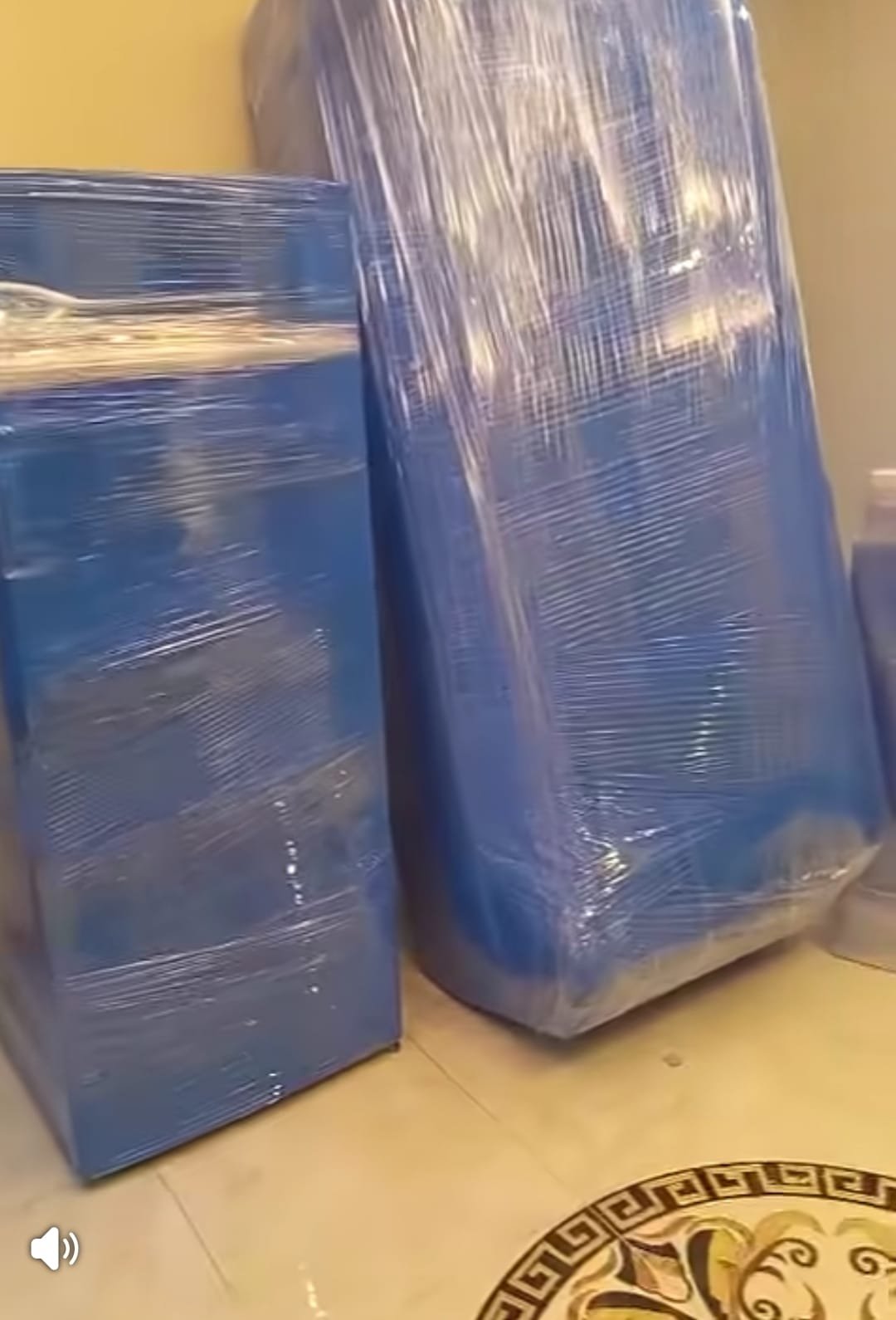 أعمال رواد الجنوب لنقل العفش والتنظيف